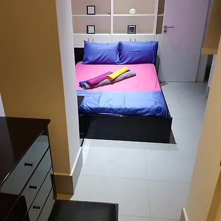 Apolondia Luxury Beach Apt *