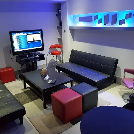 Apolondia Luxury Beach Apt Apartment Limassol