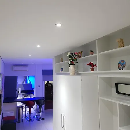Apolondia Luxury Beach Apt Appartement Limasol