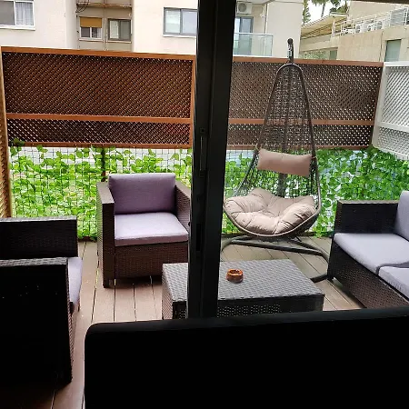 Apolondia Luxury Beach Apt Appartement